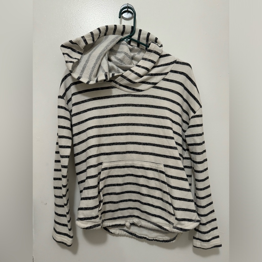 Women's - Billabong Light Weight Beachy Striped Hoodie - Small